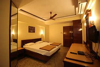 Hotel Shantiidoot, Mumbai 2